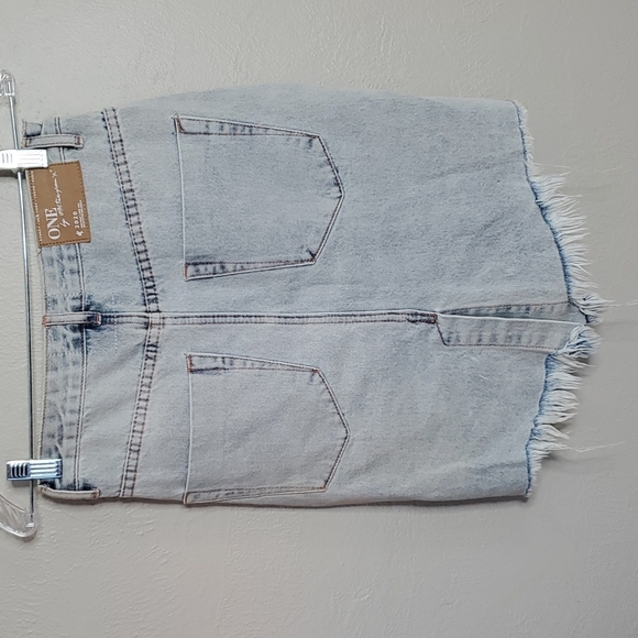 One Teaspoon Diamonde 2020 Star Print Denim Fitted Skirt Size 26 - Picture 2 of 10